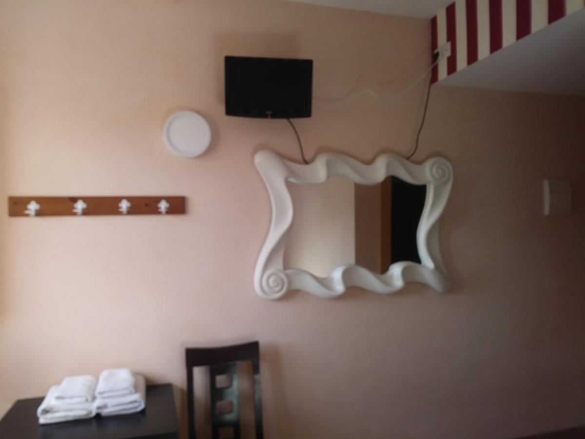Albergue De Las Estrellas Navarrete Rom bilde